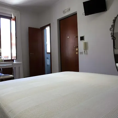 Pensión Dei Meravigli Bari